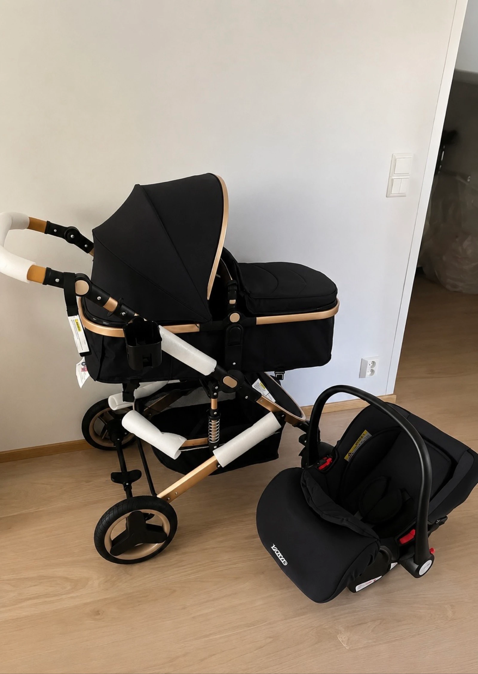 Carrinho de bebé 3 em 1 - Novo